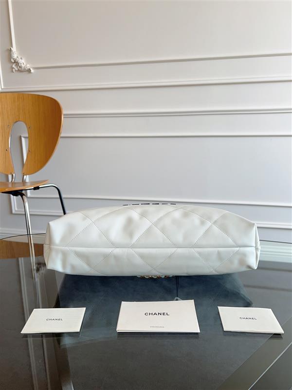 2026127215212910 630